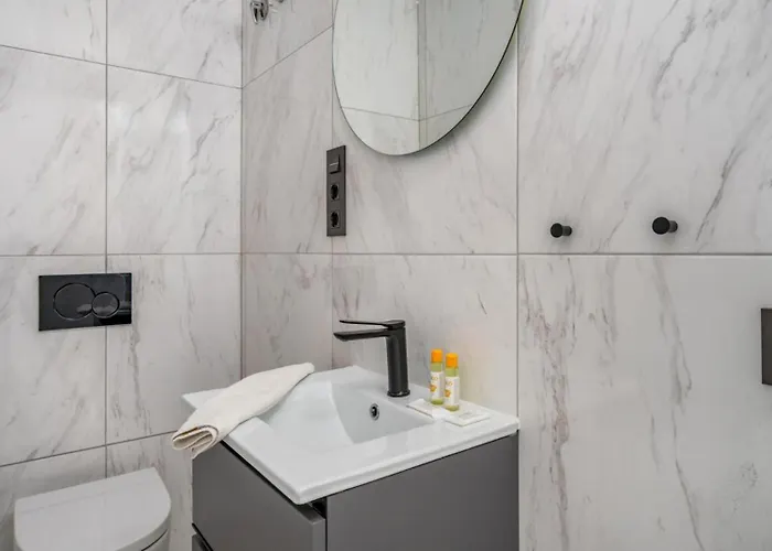 Modern Eleganceprivate Pool Вилла