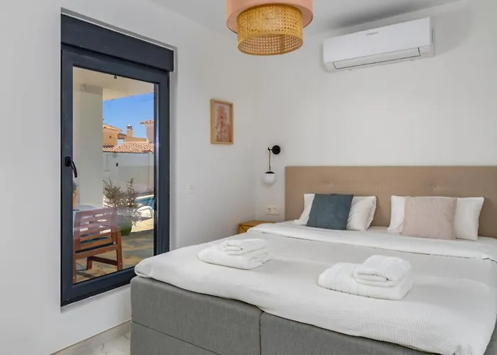 Modern Eleganceprivate Pool Villa Fuengirola