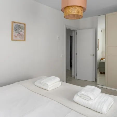 Modern Eleganceprivate Pool 빌라 푸엔히롤라
