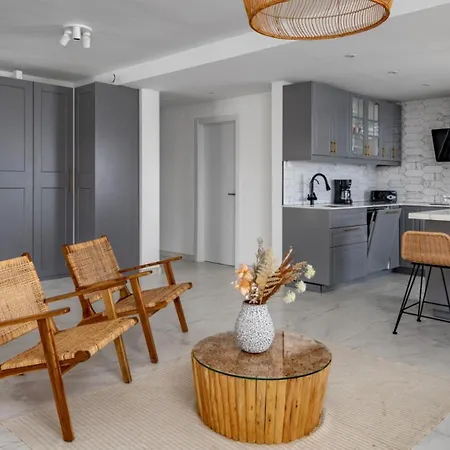 Modern Eleganceprivate Pool * 푸엔히롤라