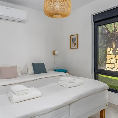 וילה Modern Eleganceprivate Pool