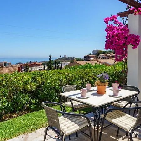 Modern Eleganceprivate Pool פואנגירולה