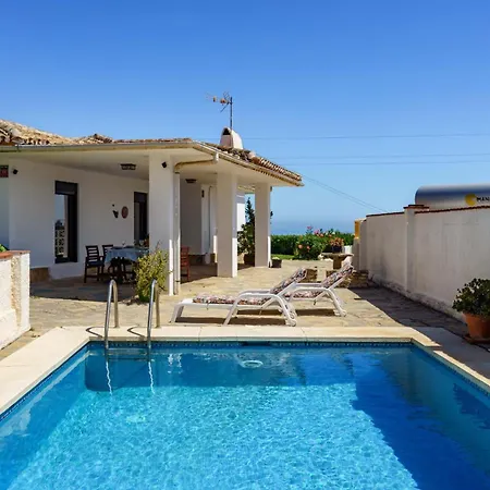 Modern Eleganceprivate Pool וילה *